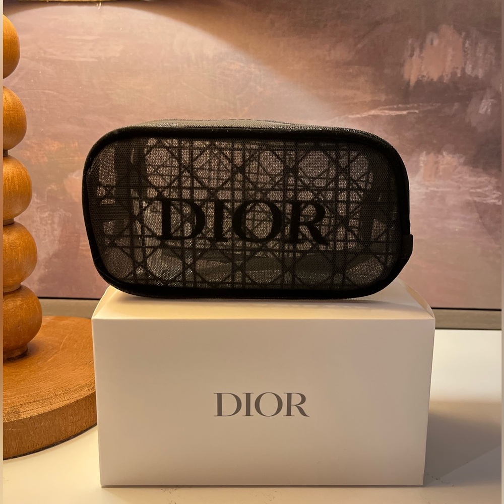 Authentic Dior Beauty Black Mesh Makeup Cosmetic Bag / pouch - Picture 2 of 6